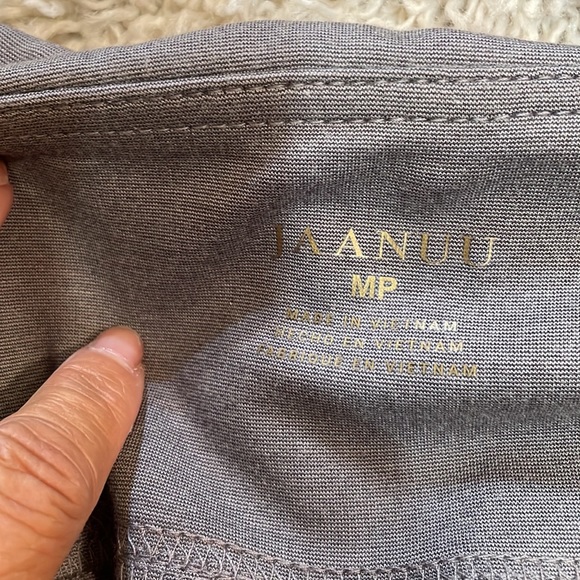 JAANNUU scrubs/otter wear. Brand new w/o tags. Top-Medium, Pants-Medium Petite - Picture 5 of 5